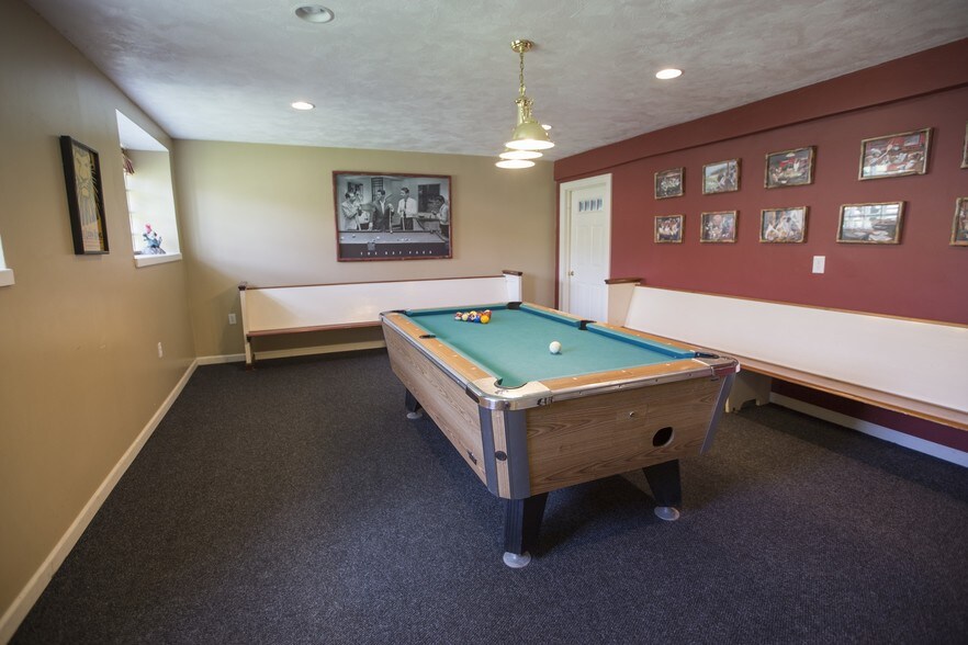 More Photos Of 201 Roses Hill Rd, Richfield Springs Hotel For Sale