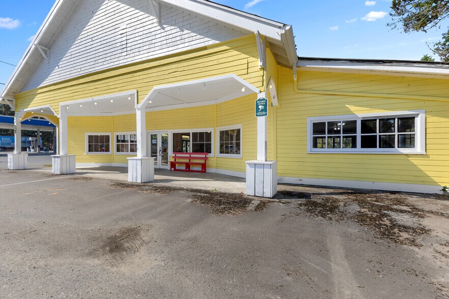 More Photos Of 14120 Sr 165 E, Buckley General Retail For Sale