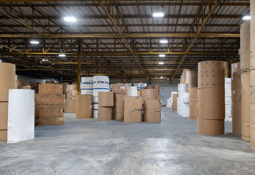 More Photos Of 2481 Dennis St, Jacksonville Manufacturing For Sale