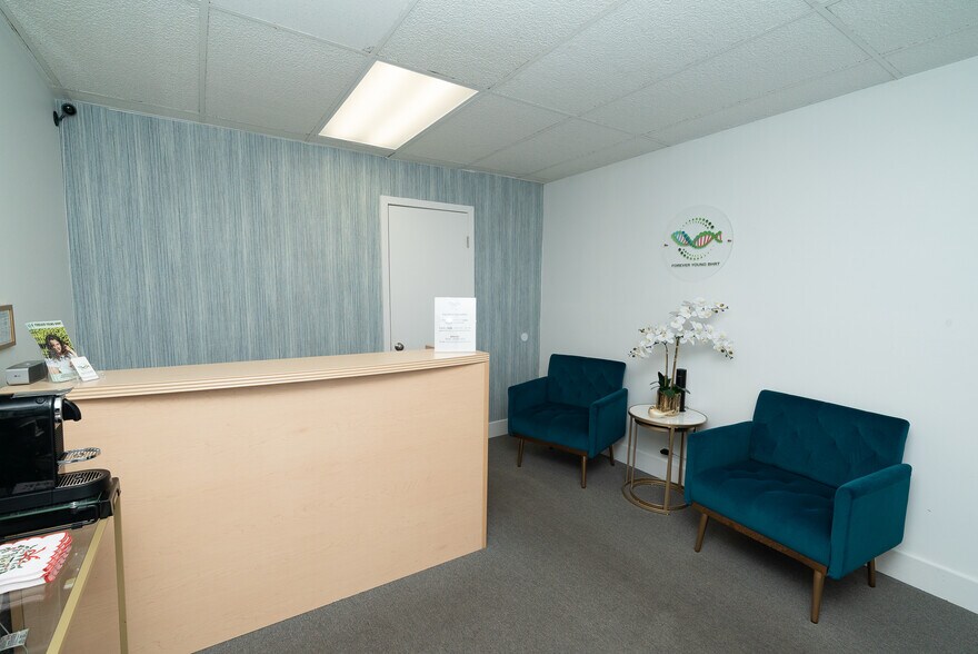 More Photos Of , Fort Lauderdale Office For Sale
