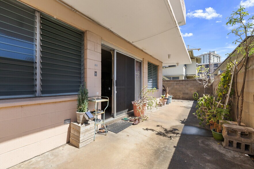 More Photos Of 2318 Lime St, Honolulu Apartments For Sale