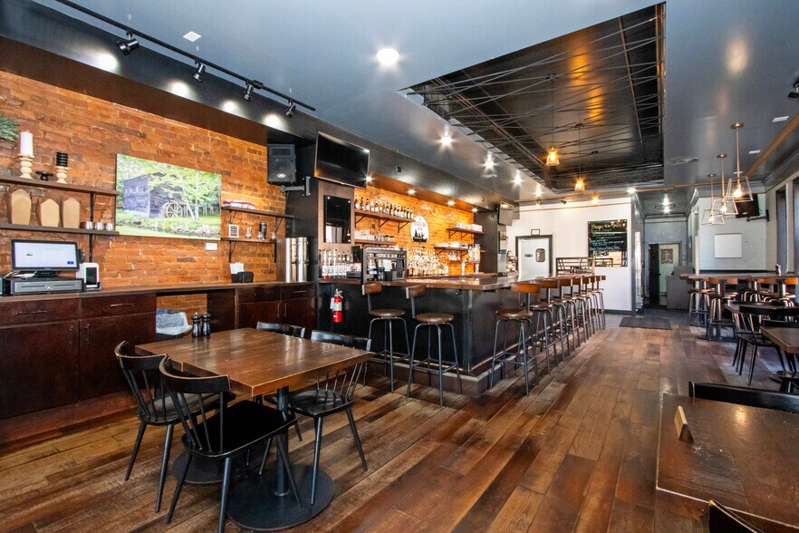 More Photos Of 153 W Main St, Loudonville Restaurant For Sale