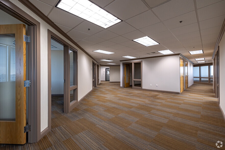 More Photos Of 651 Perimeter Dr, Lexington Office For Lease