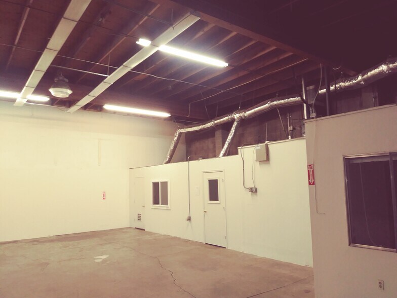 More Photos Of 4674 E Waterloo Rd, Stockton Industrial For Lease