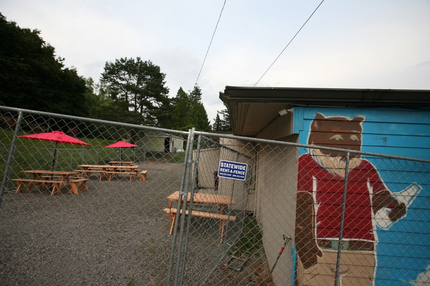 More Photos Of 31815 E Historic Columbia RI Hwy, Troutdale Convenience Store For Sale