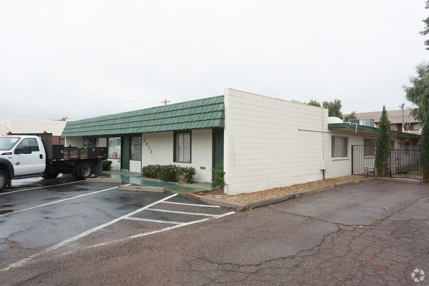 2823 N 48th St, Phoenix, AZ 85008 Office For Sale