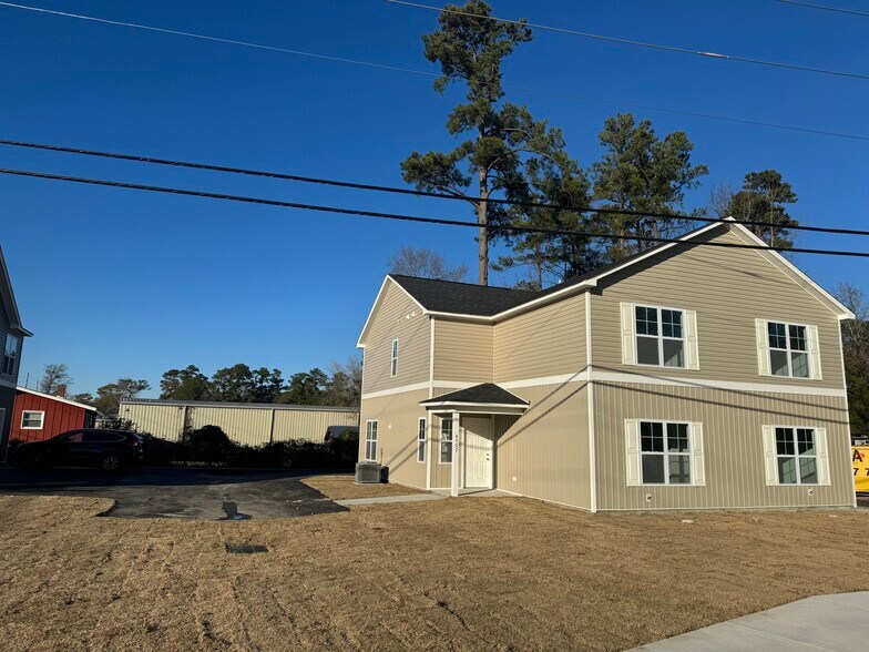 More Photos Of 4507 Greenway Ave, Wilmington Apartments For Sale