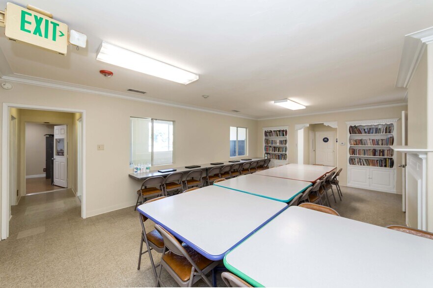 More Photos Of 1555 W Commonwealth Ave, Fullerton Office For Sale