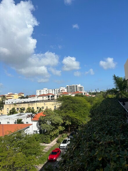 More Photos Of 1701 Ponce De Leon Blvd, Coral Gables Office For Lease