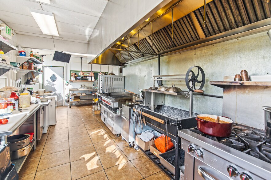 More Photos Of 108 N Main St, Richfield Office Residential For Sale