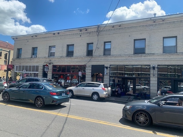 More Photos Of 3632-3646 SE Hawthorne Blvd, Portland Storefront Retail Residential For Sale