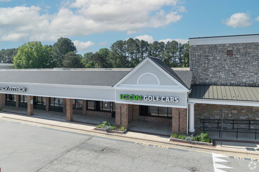 More Photos Of 213-450 Crossroads Blvd, Cary Storefront For Lease