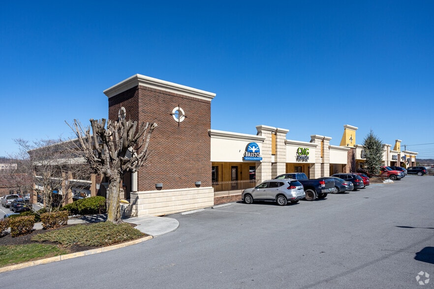 More Photos Of 100-178 W Springbrook Dr, Johnson City Unknown For Lease