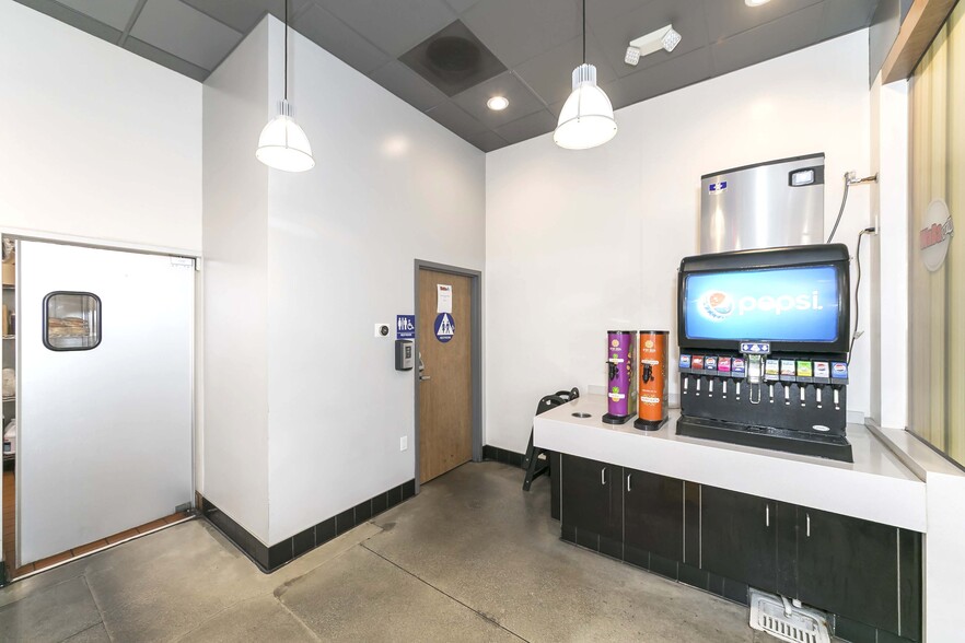 More Photos Of 5030 E 4th St, Ontario Storefront Retail Office For Sale