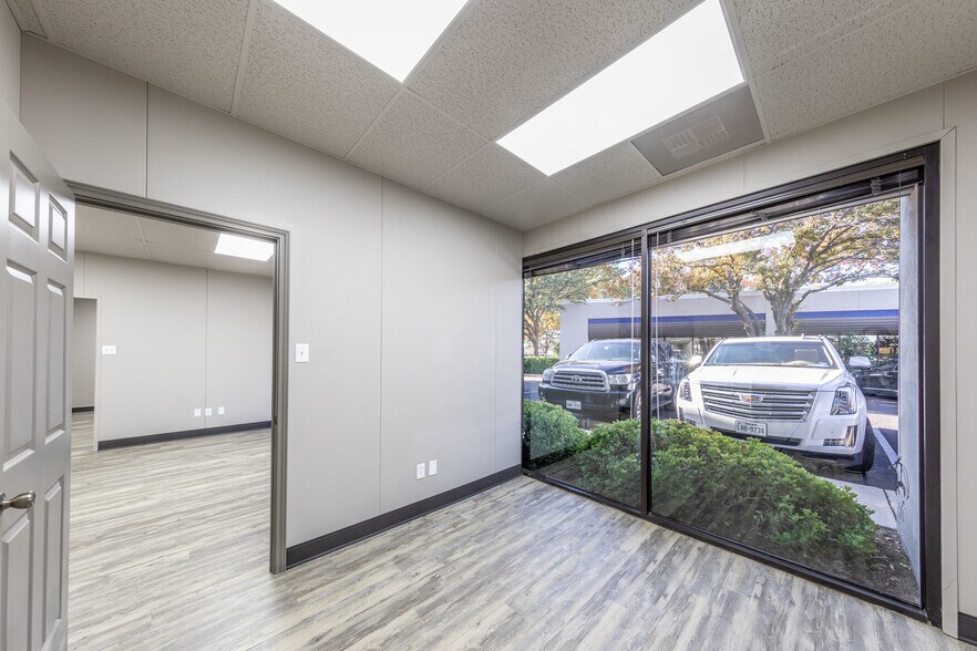 More Photos Of 4920 S Loop 289, Lubbock Office For Lease