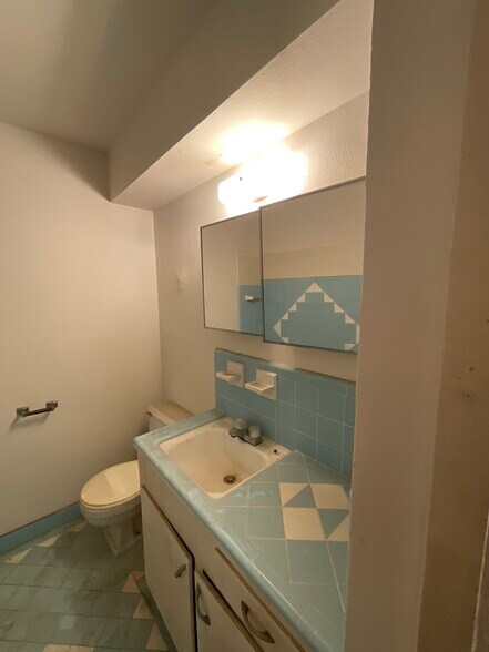 More Photos Of 3201 Texas Ave, La Marque Warehouse For Sale