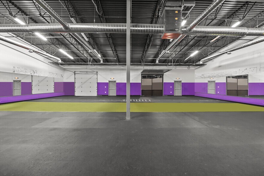 More Photos Of 891-893 Cranbury South River Rd, Monroe Township General Retail For Sale