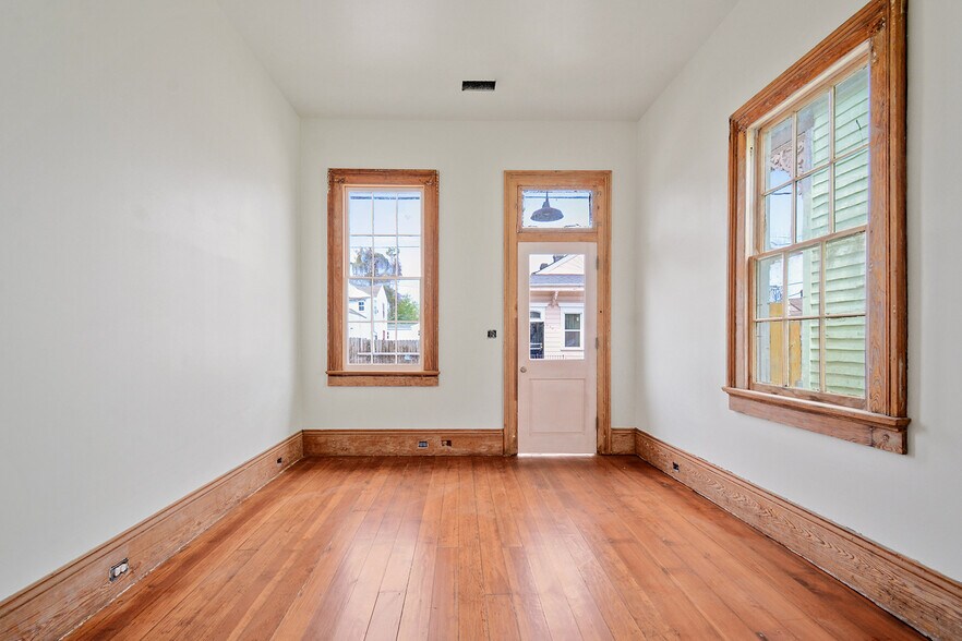 More Photos Of 2500 Freret St, New Orleans Apartments For Sale