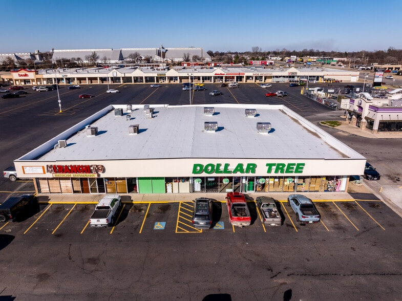 More Photos Of 1780 1st St, Kennett Unknown For Lease