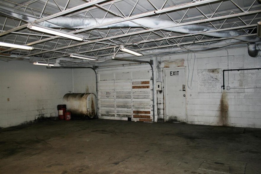 More Photos Of 4896 Scioto Darby Rd, Hilliard Auto Repair For Sale