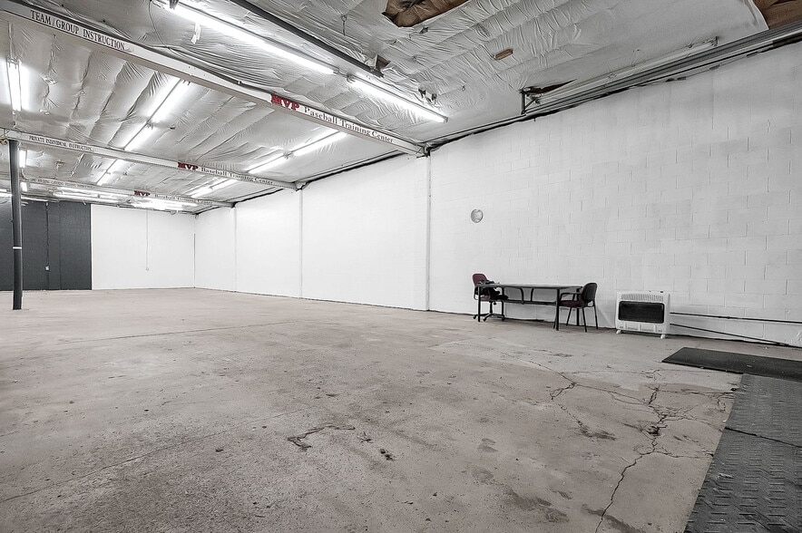 More Photos Of 7295 Rickley St, Reynoldsburg Warehouse For Lease