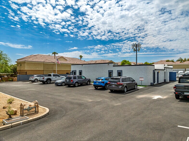 More Photos Of 18432 N Cave Creek Rd, Phoenix Flex For Lease