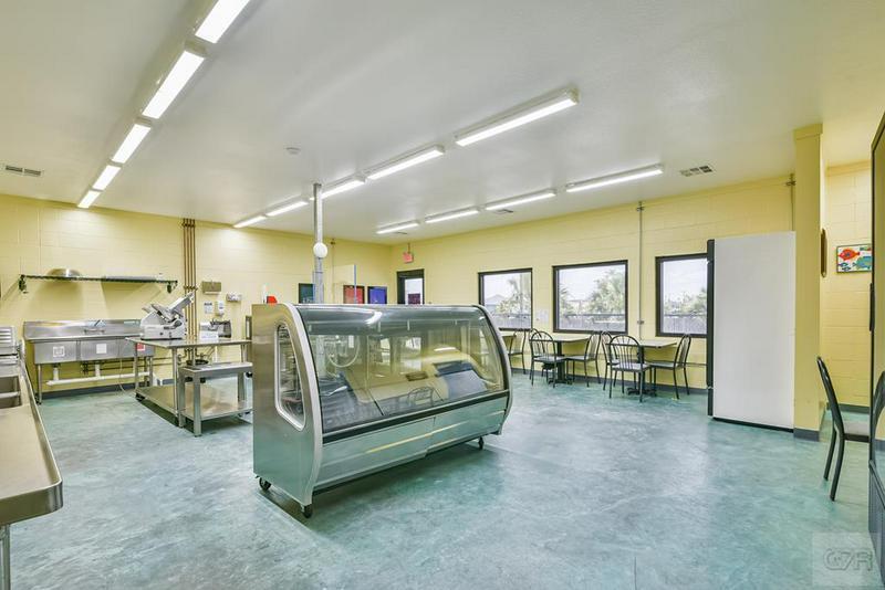 More Photos Of 5717 Stewart Rd, Galveston Restaurant For Sale