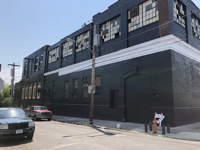 More Photos Of 2427-2435 W York St, Philadelphia Manufacturing For Sale