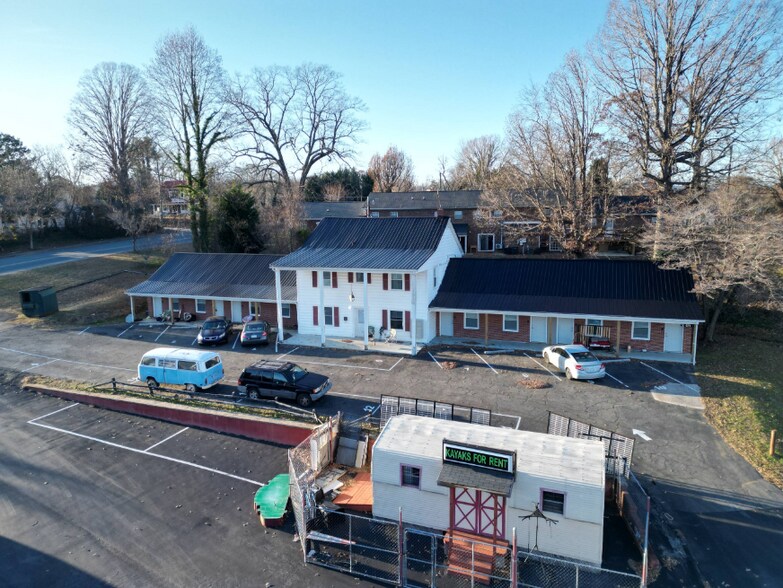 Primary Photo Of 671 E Court St, Marion Multifamily For Sale