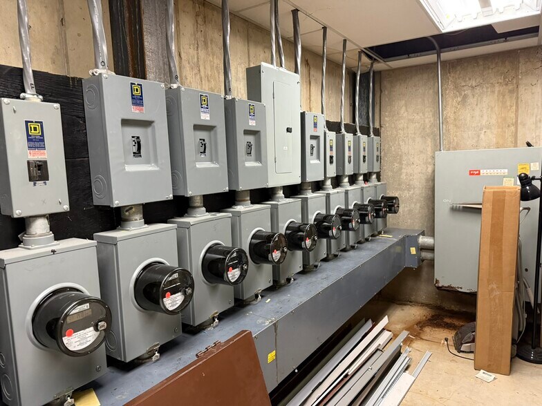 More Photos Of 1330 Parkway Ave, Ewing Medical For Sale