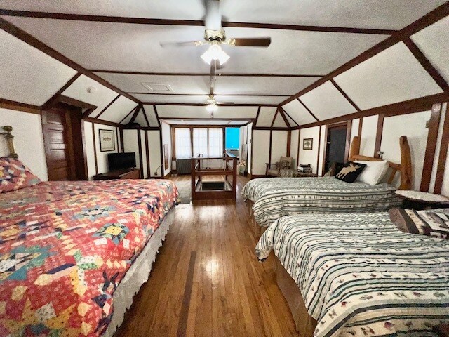 More Photos Of 301 S 3rd St, Raton Hospitality For Sale