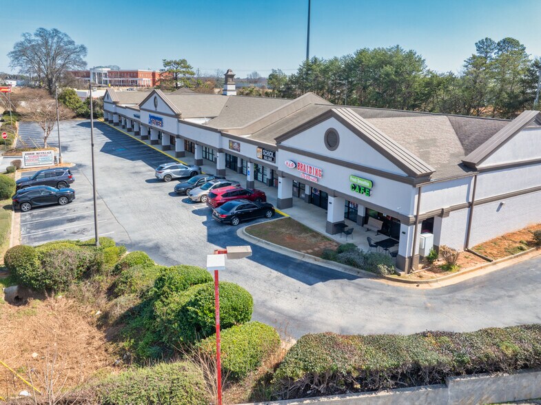 More Photos Of 1287 Highway 138, Jonesboro General Retail For Sale