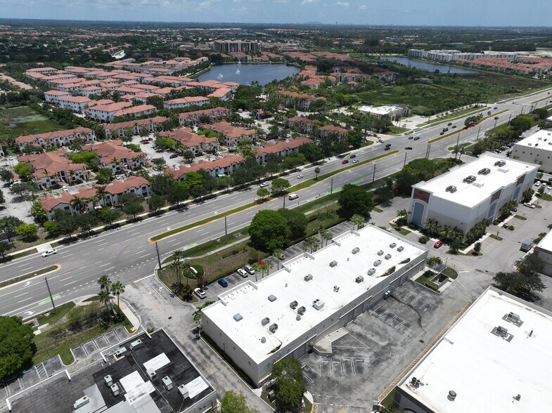 More Photos Of 12006-12060 Miramar Pky, Miramar Warehouse For Lease