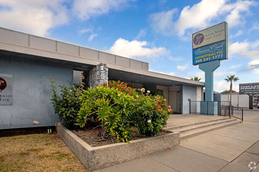 More Photos Of 3591-3595 Stevens Creek Blvd, San Jose Medical For Lease