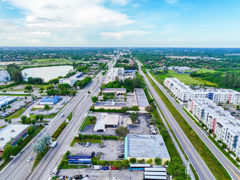 More Photos Of 27330 S Dixie Hwy, Homestead Storefront Retail Office For Sale