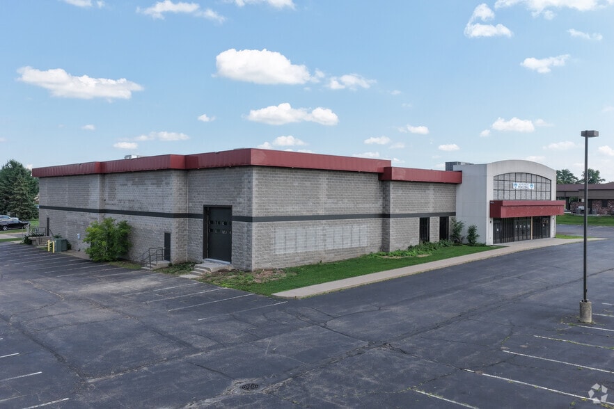 More Photos Of 1261 Heritage Dr, New Richmond Light Distribution For Lease