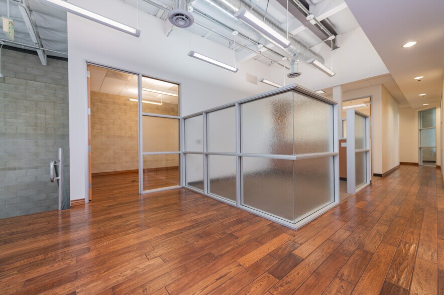 More Photos Of 8925 Research Dr, Irvine Office For Sale