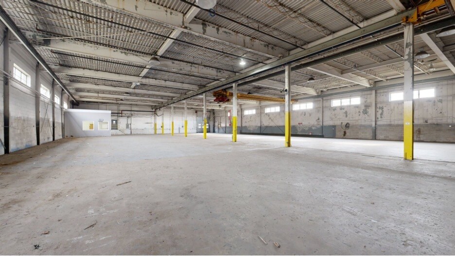 More Photos Of 235 New York Dr, Fort Washington Light Manufacturing For Lease