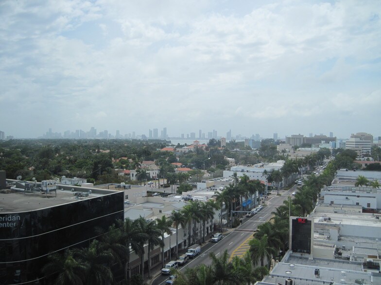 More Photos Of 333 Arthur Godfrey Rd, Miami Beach Office For Lease