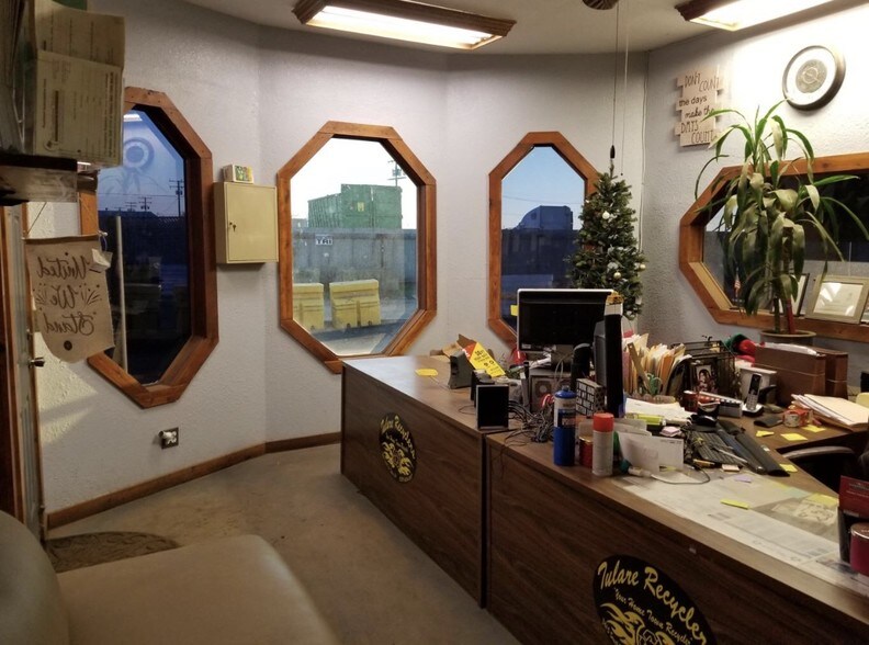 More Photos Of 3615 S K St, Tulare Recycling Center For Sale