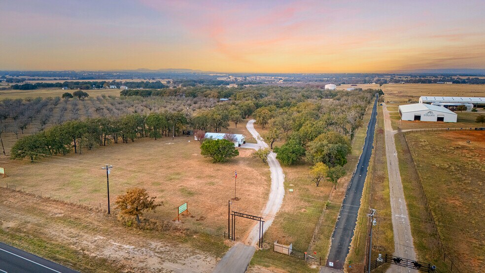 More Photos Of 67 Shaun Ln, Fredericksburg Apartments For Sale