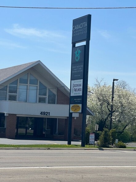 Primary Photo Of 4921 E State St, Rockford Office For Sale
