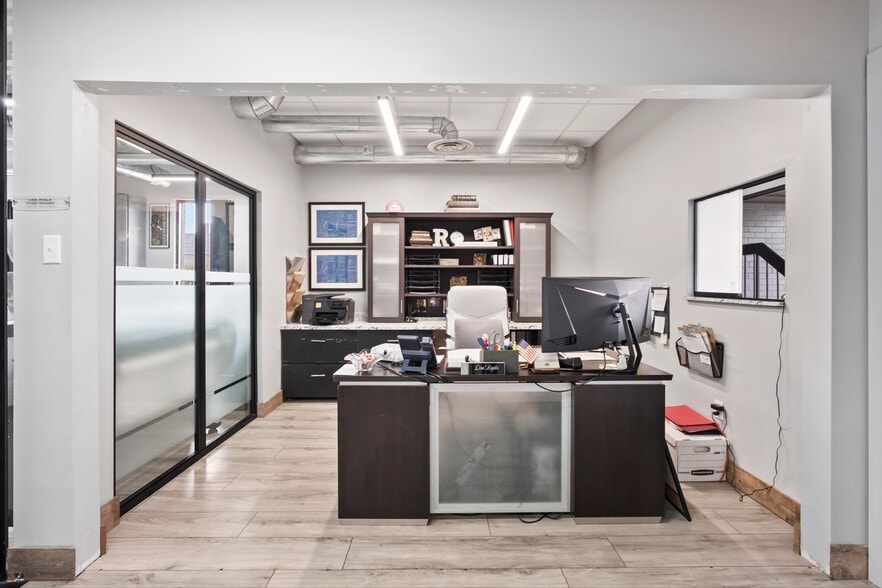 More Photos Of 3316 Florida Ave, Kenner Office For Sale