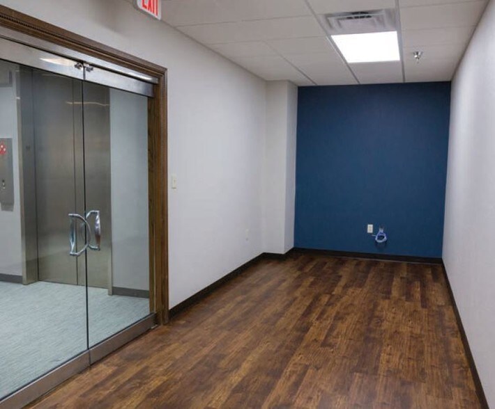 More Photos Of 6777 Camp Bowie Blvd, Fort Worth Office For Lease