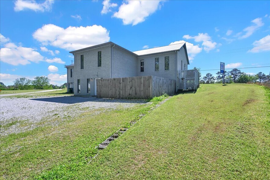 More Photos Of 7434 AL Highway 157, Cullman Office For Sale
