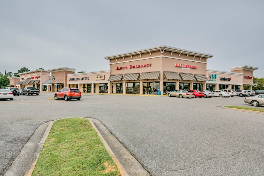 1825 McFarland Blvd N, Tuscaloosa, AL 35406 For Lease