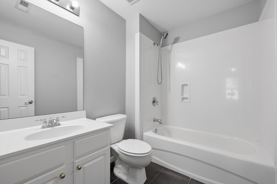 More Photos Of 6470 Georgia 400, Cumming Medical For Sale