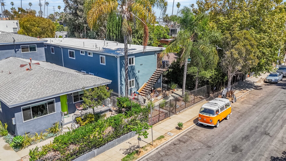 More Photos Of 1034 Pleasantview Ave, Venice Apartments For Sale