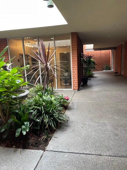 More Photos Of 1970 S Prospect Ave, Redondo Beach Medical For Lease