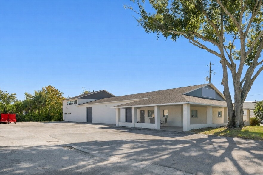 Primary Photo Of 6010 Wall St, Port Richey Warehouse For Sale